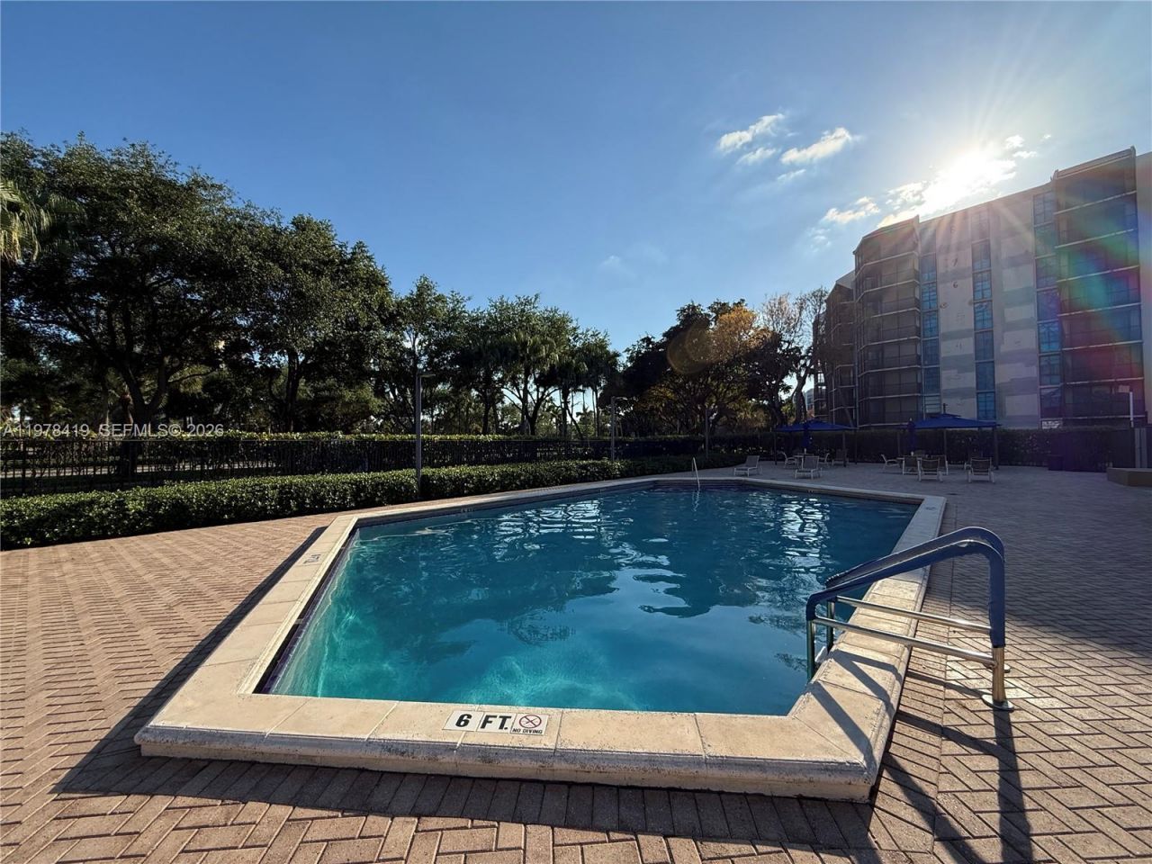 3301 N Country Club Dr , Unit 106, Aventura, FL 33180 Photo