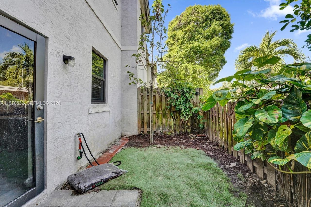 1609 SW 28th St, Fort Lauderdale, FL 33315 Photo