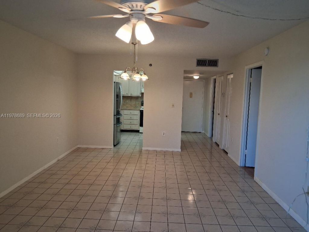 1100 St Charles Pl, Unit 213, Pembroke Pines, FL 33026 Photo