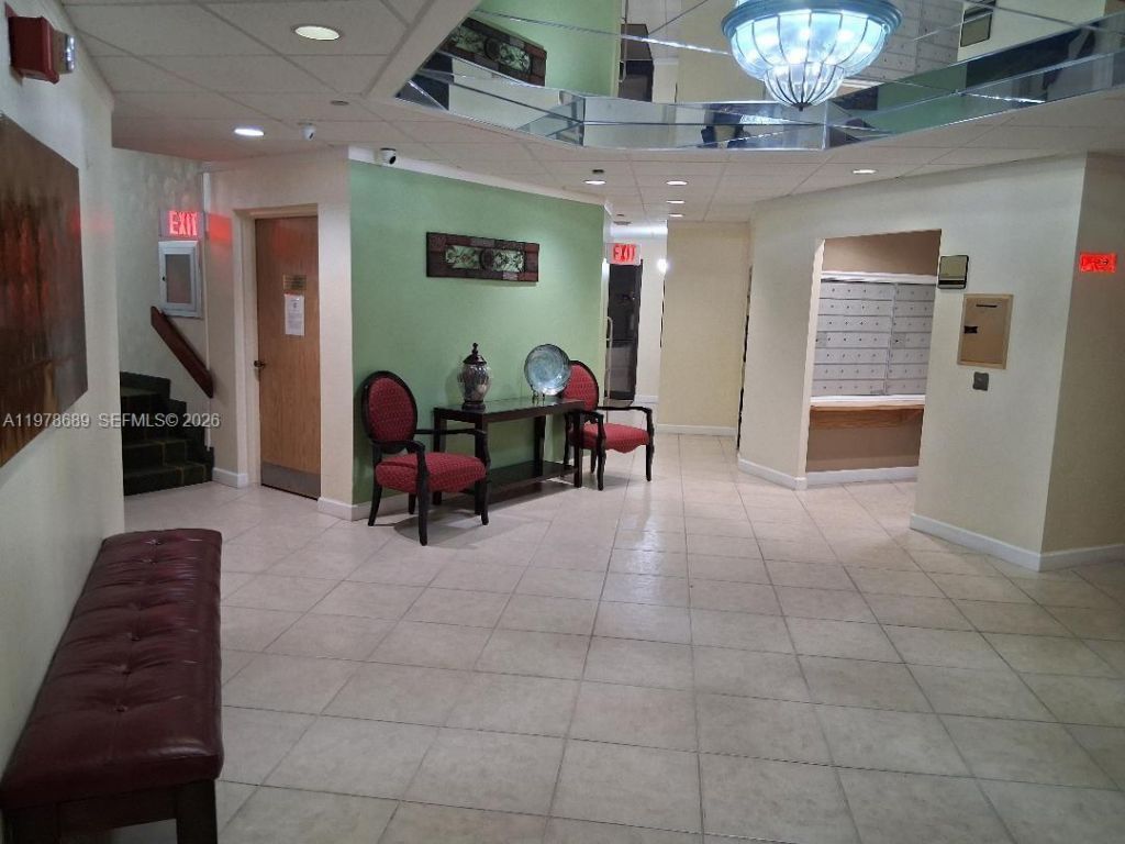 1100 St Charles Pl, Unit 213, Pembroke Pines, FL 33026 Photo