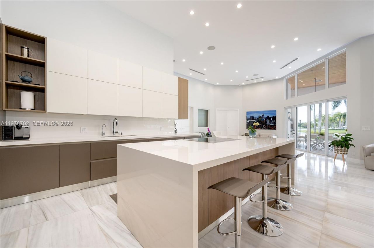 3425 Saddlebrook Lane , Weston, FL 33331 Photo