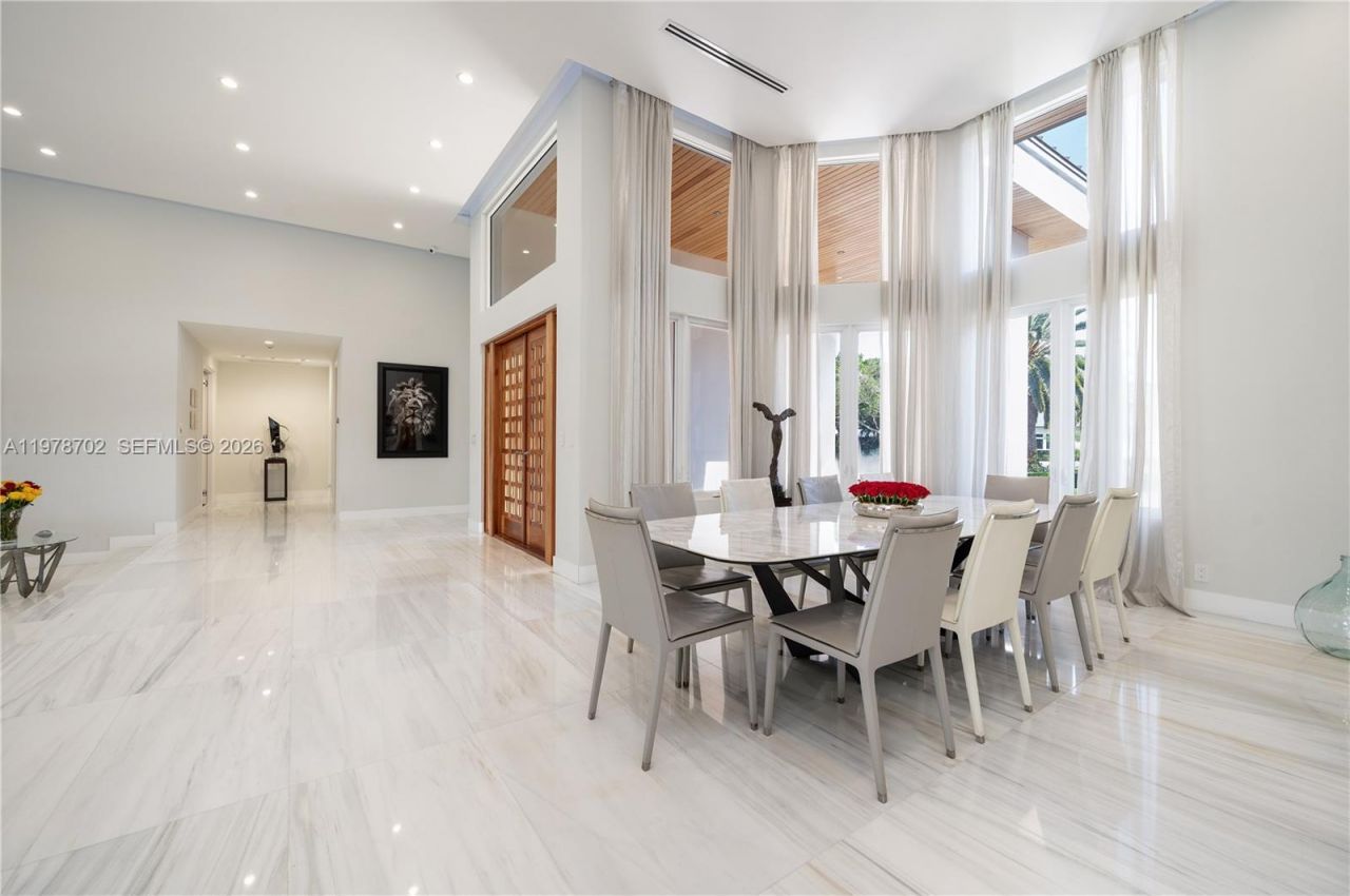 3425 Saddlebrook Lane , Weston, FL 33331 Photo