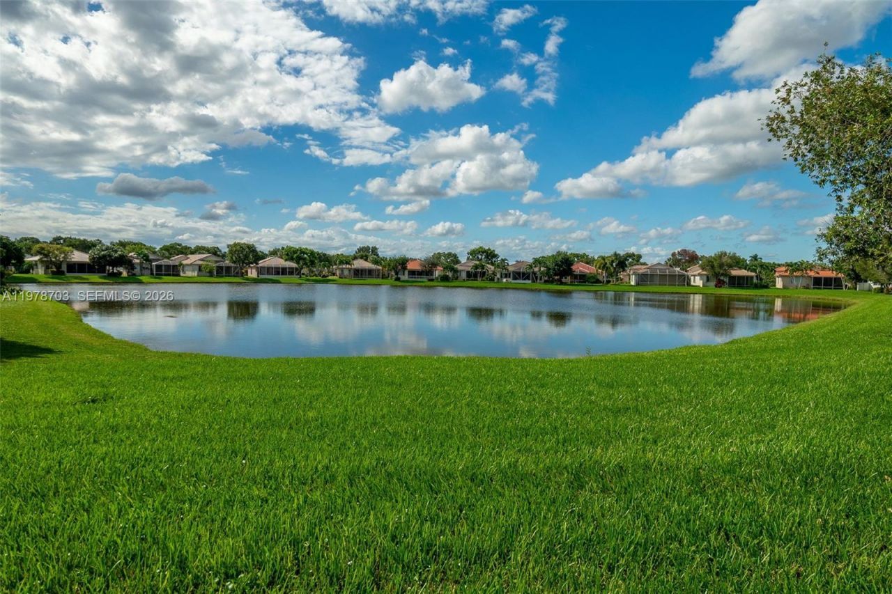2675 Clipper Cir, West Palm Beach, FL 33411 Photo