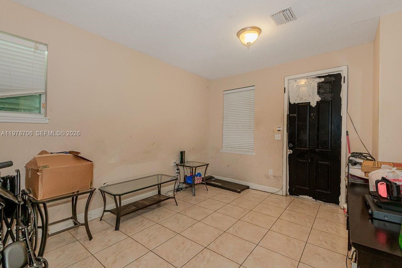 Please Call For Address, Miami, FL 33157 Photo