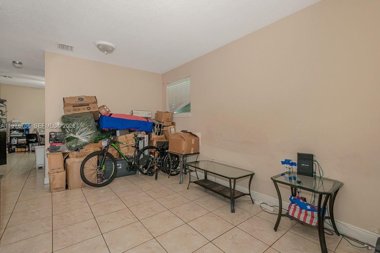 Please Call For Address, Miami, FL 33157 Photo