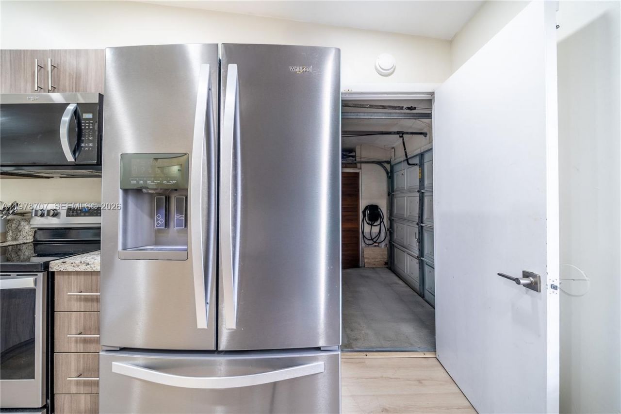 9341 E Fern Ln , Miramar, FL 33025 Photo