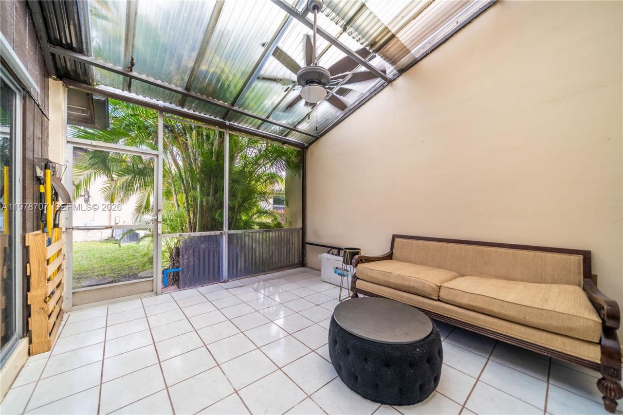 9341 E Fern Ln , Miramar, FL 33025 Photo