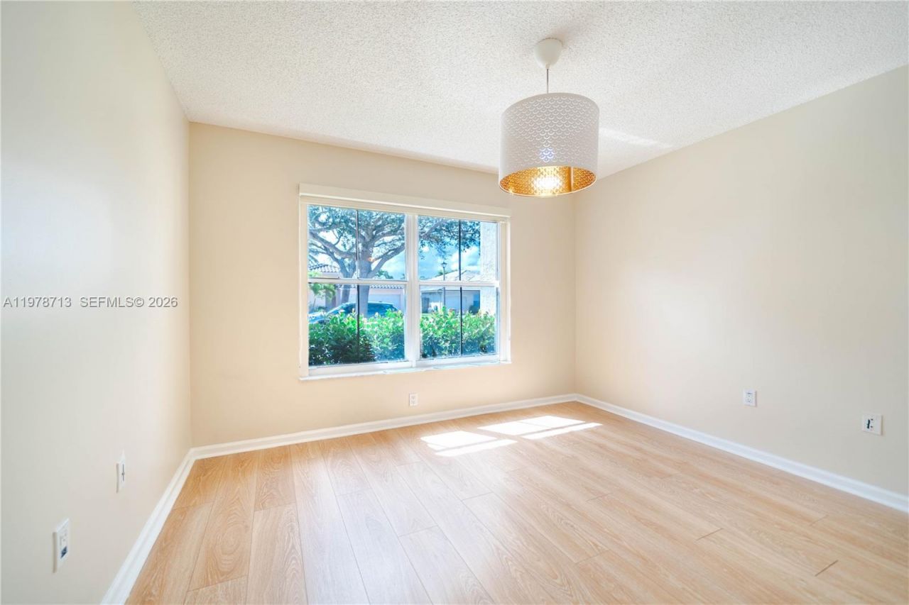 13781 N Garden Cove Cir, Davie, FL 33325 Photo