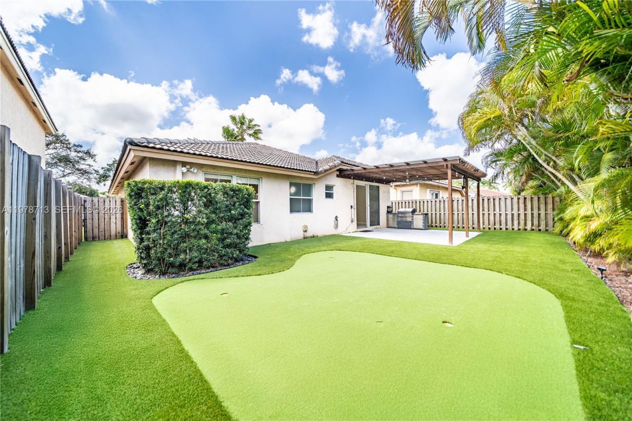 13781 N Garden Cove Cir, Davie, FL 33325 Photo