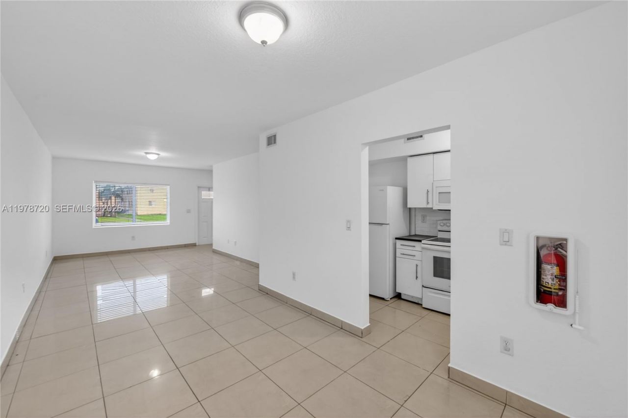 475 NW 84th Ter, Unit 475, Miami, FL 33150 Photo