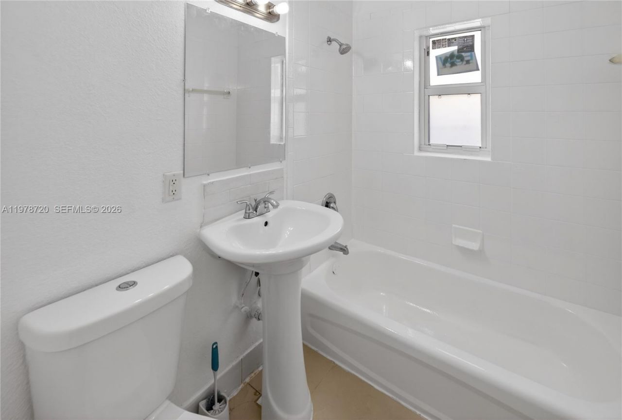 475 NW 84th Ter, Unit 475, Miami, FL 33150 Photo