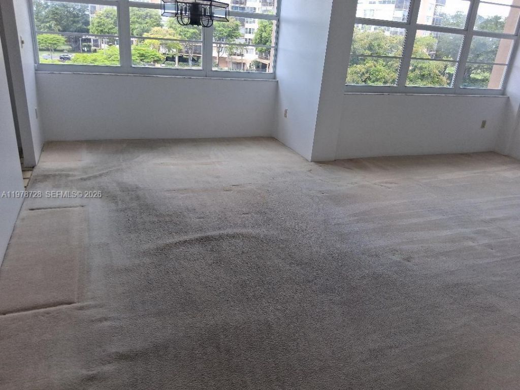 1300 St Charles Pl, Unit 419, Pembroke Pines, FL 33026 Photo