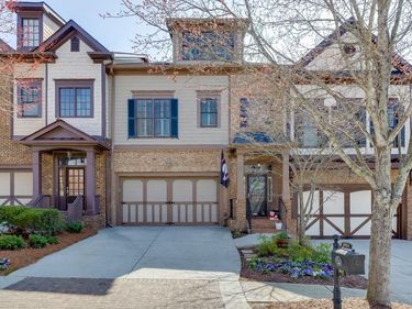 6965 Fellowship Lane, Flowery Branch, GA 30542