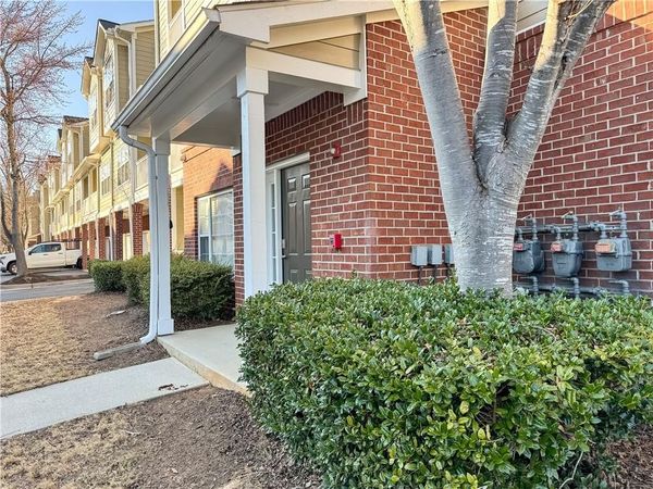 8001 Woodland Lane, Alpharetta, GA 30009