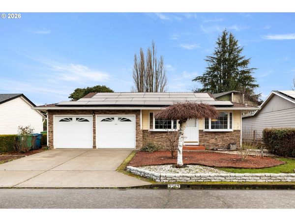 2267 OREGON CT, Woodburn, OR 97071