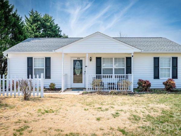 370 Weathers Creek Road, Troutman, NC 28166