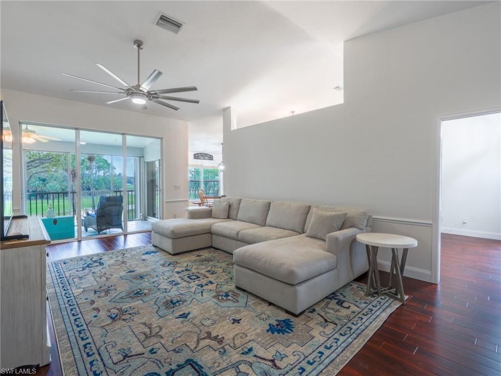 5908 Three Iron Dr, Unit 2204, Naples, FL 34110 Photo
