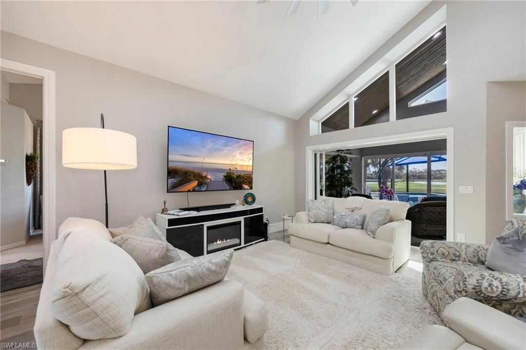 549 Eagle Creek Dr, Naples, FL 34113 Photo