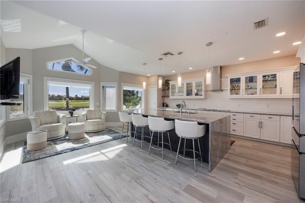 549 Eagle Creek Dr, Naples, FL 34113 Photo