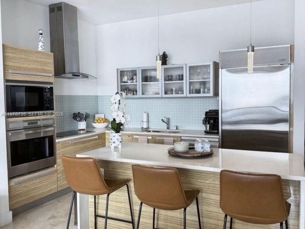 2020 N Bayshore Dr, Unit 2704, Miami, FL 33137