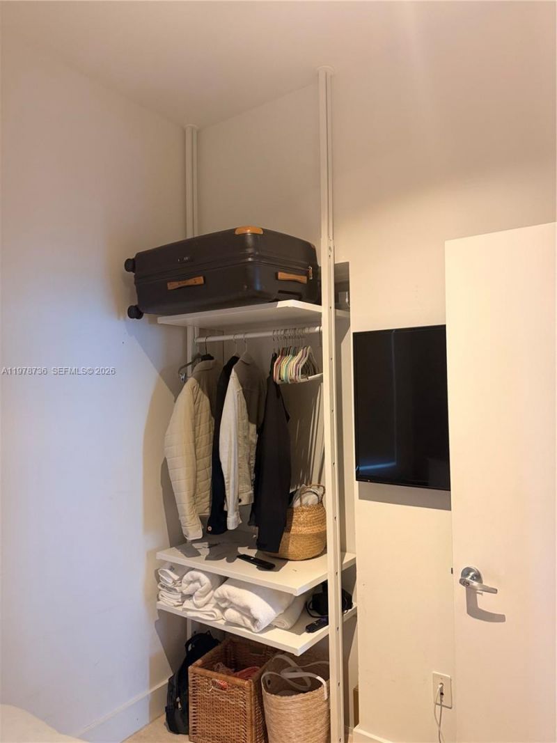 2020 N Bayshore Dr, Unit 2704, Miami, FL 33137 Photo