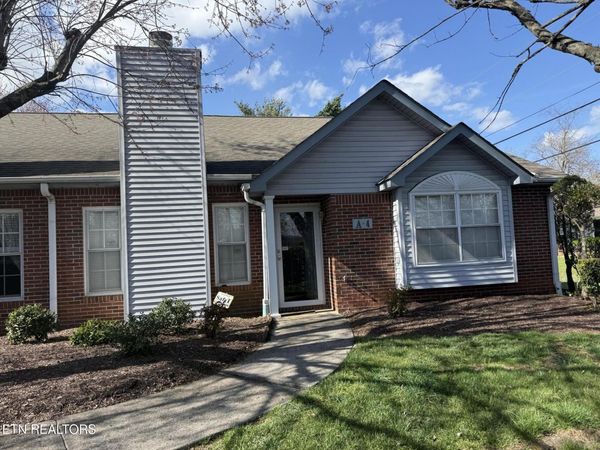 805 Cedar Lane, Knoxville, TN 37912