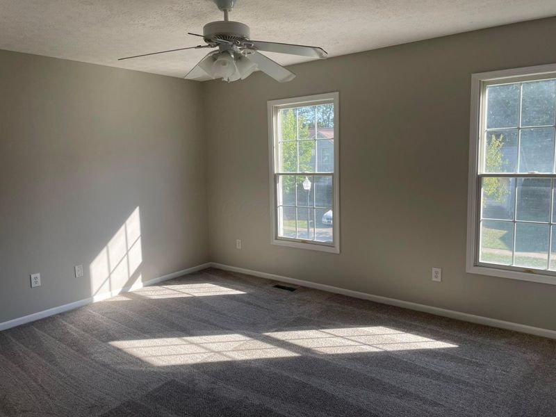 7026 Weurful Drive , Canal Winchester, OH 43110 Photo 17