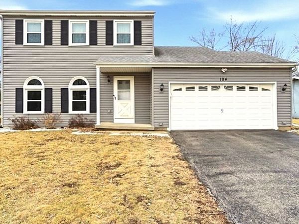 104 Augusta Road , Oswego, IL 60543