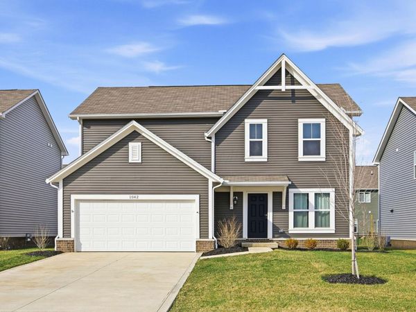 1042 Queen Bee Place , Grove City, OH 43123