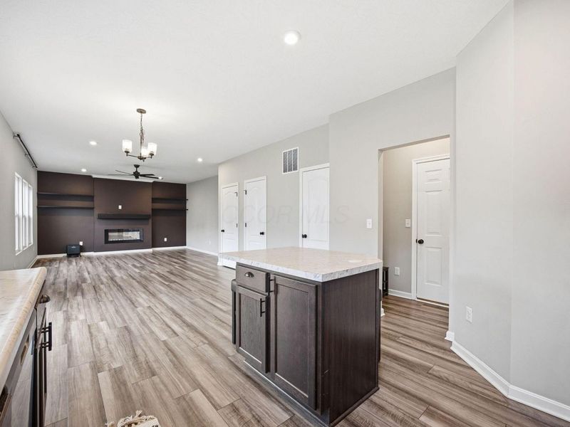 1042 Queen Bee Place , Grove City, OH 43123 Photo 13