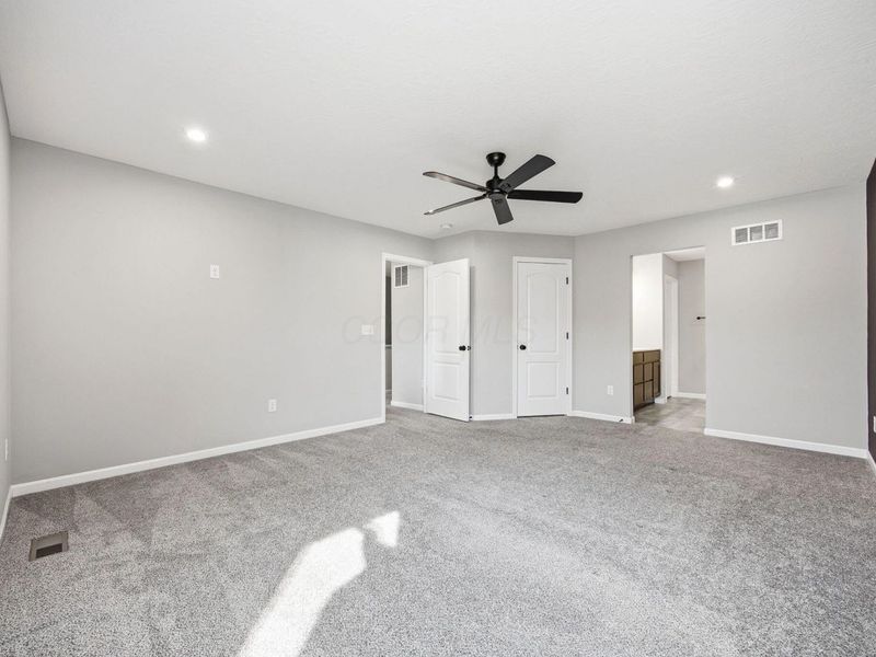 1042 Queen Bee Place , Grove City, OH 43123 Photo 23