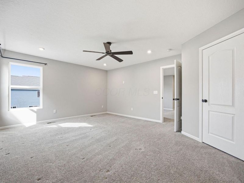 1042 Queen Bee Place , Grove City, OH 43123 Photo 24