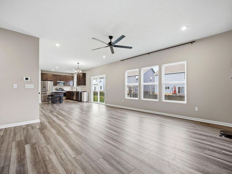 1042 Queen Bee Place , Grove City, OH 43123 Photo 8