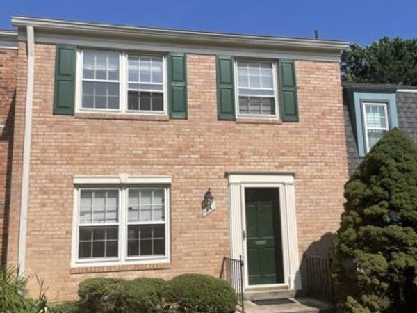 1549 BRUTON COURT, MCLEAN, VA 22101