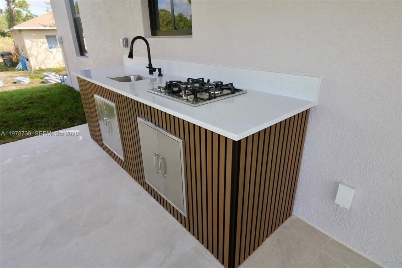 234 Lomax Ave S, Lehigh Acres, FL 33974 Photo