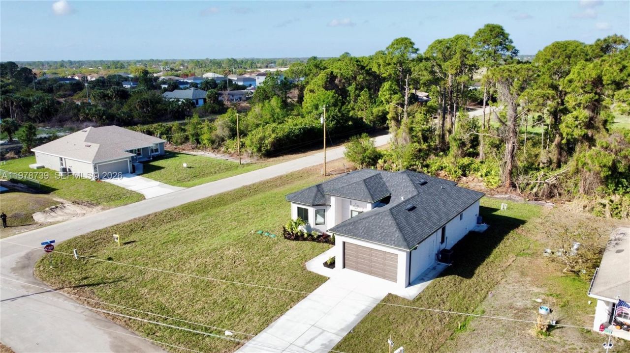 234 Lomax Ave S, Lehigh Acres, FL 33974 Photo
