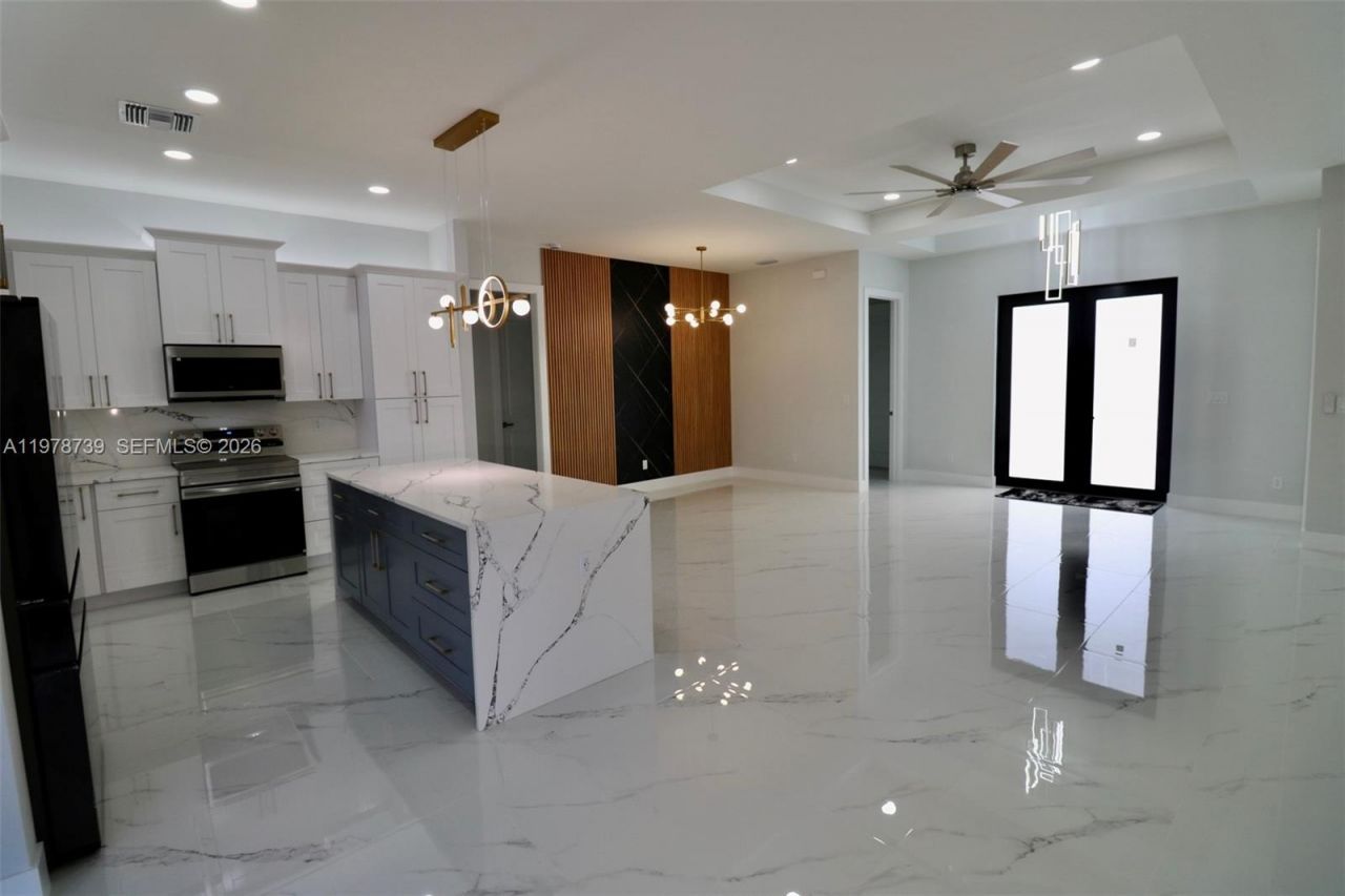 234 Lomax Ave S, Lehigh Acres, FL 33974 Photo