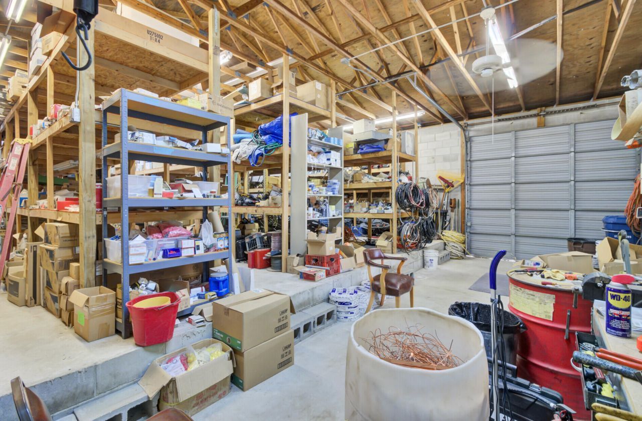 1950 Belgrade Avenue Photo 18