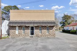 1950 Belgrade Avenue photo 4