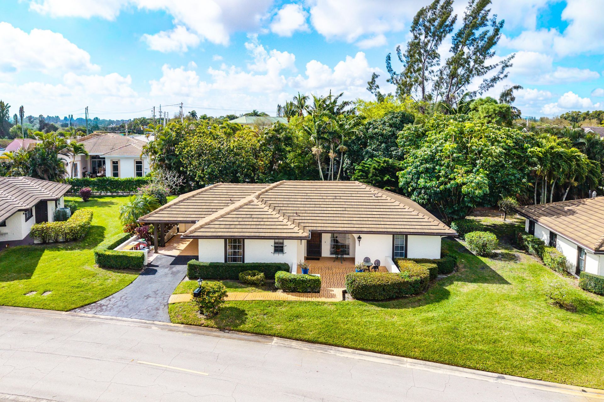 446 Pine Villa Drive, Atlantis, FL 33462 Photo