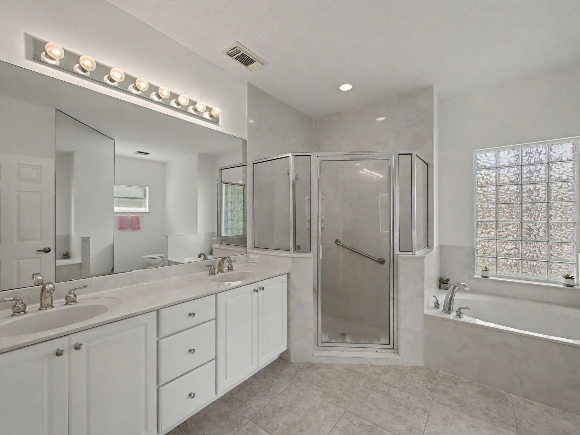 8122 SW Yachtsmans Drive, Stuart, FL 34997 Photo