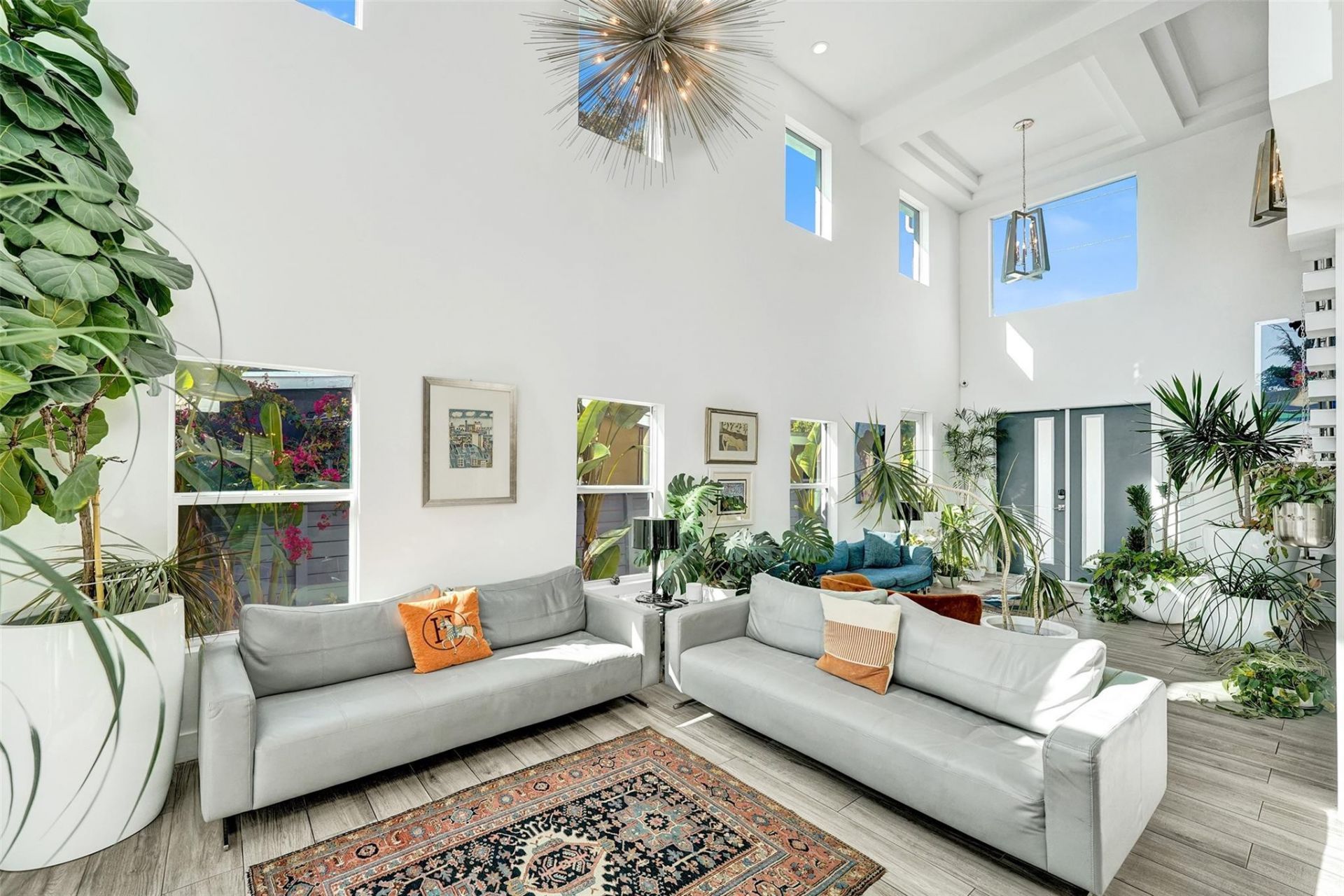 2502 NE 6th Ave, Wilton Manors, FL 33305 Photo