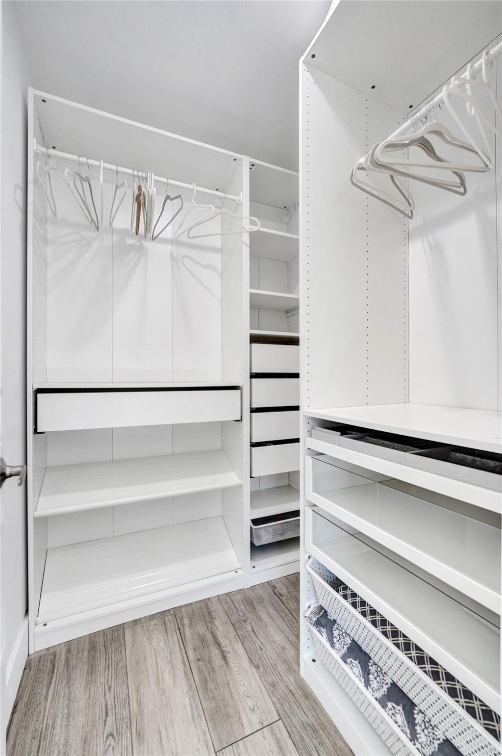 2502 NE 6th Ave, Wilton Manors, FL 33305 Photo