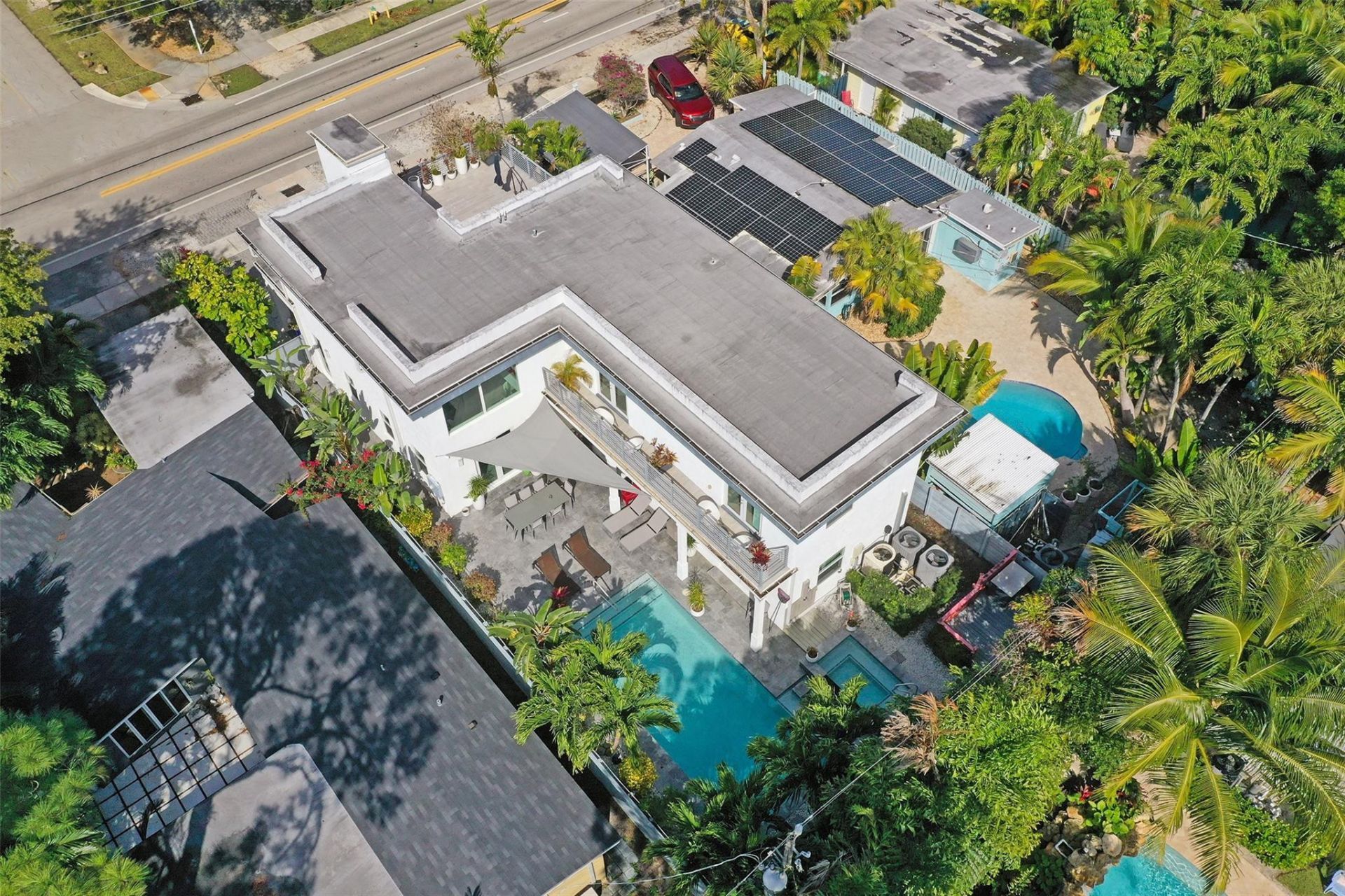 2502 NE 6th Ave, Wilton Manors, FL 33305 Photo