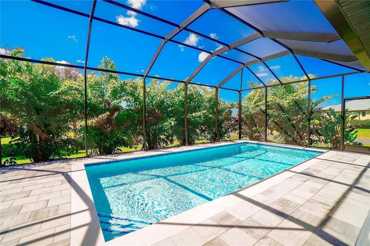 1 White Marsh Road, Rotonda West, FL 33947 Photo