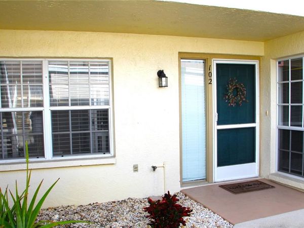 204 SILVER LAKE DRIVE, Unit 102, VENICE, FL 34292