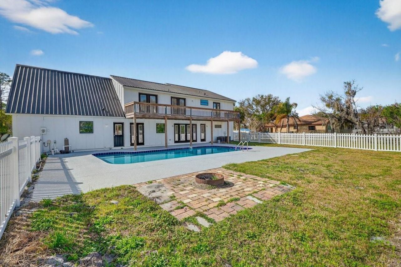 425 Country Circle Drive E, Port Orange, FL 32128 Photo