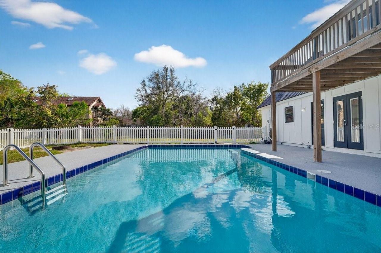 425 Country Circle Drive E, Port Orange, FL 32128 Photo