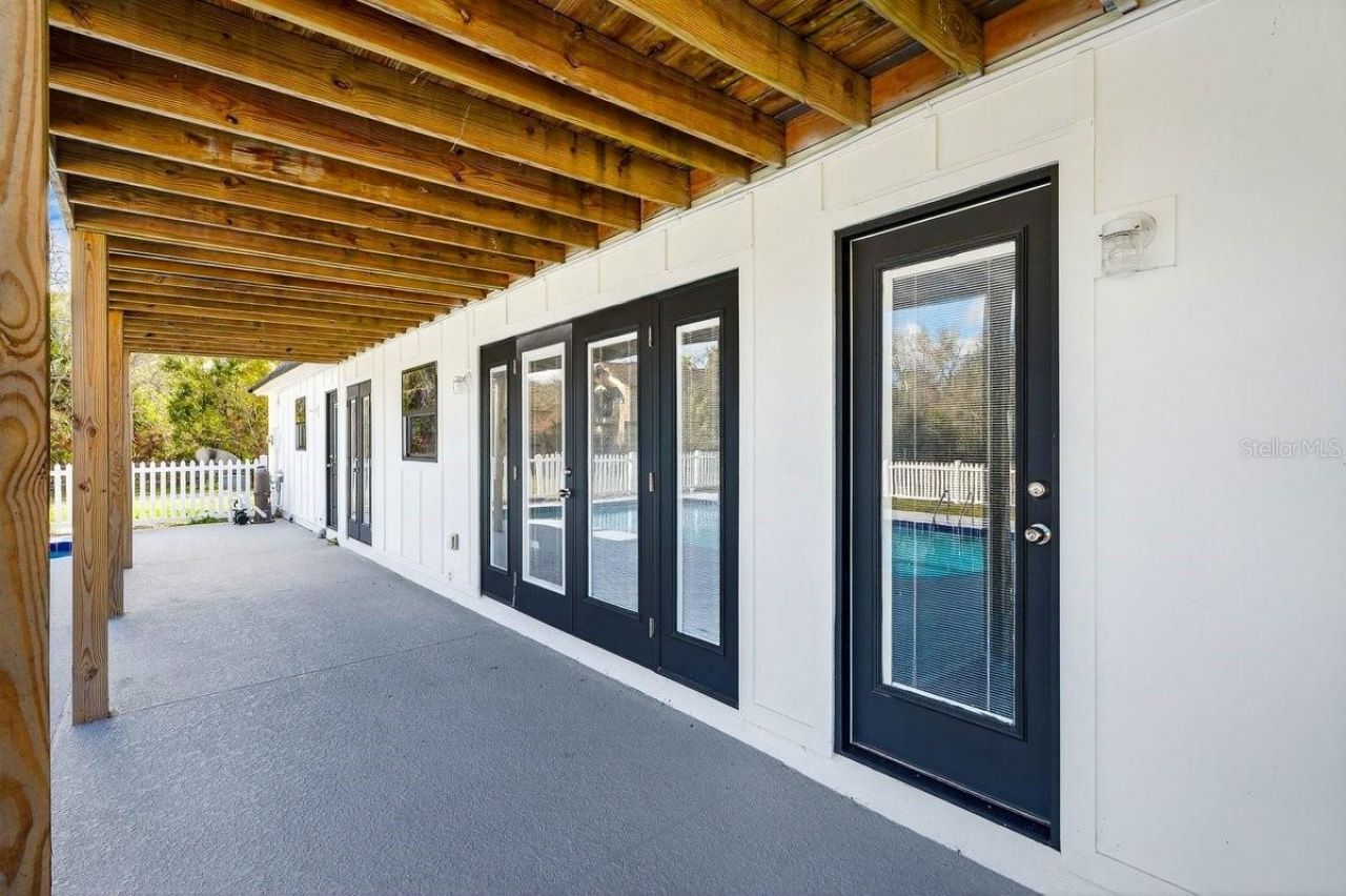 425 Country Circle Drive E, Port Orange, FL 32128 Photo