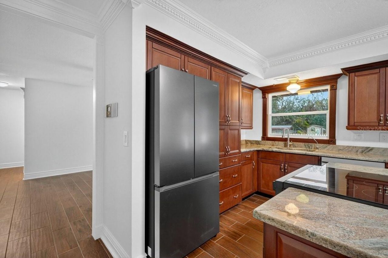 425 Country Circle Drive E, Port Orange, FL 32128 Photo